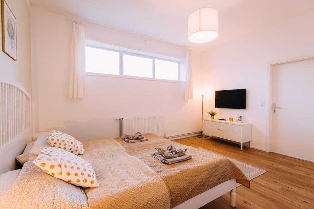 Cozy Inklusive Free Parking Ferienhaus